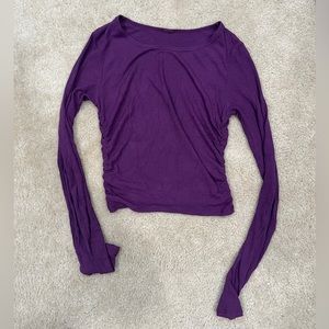 Alo cropped gathered sides Long sleeve shirt